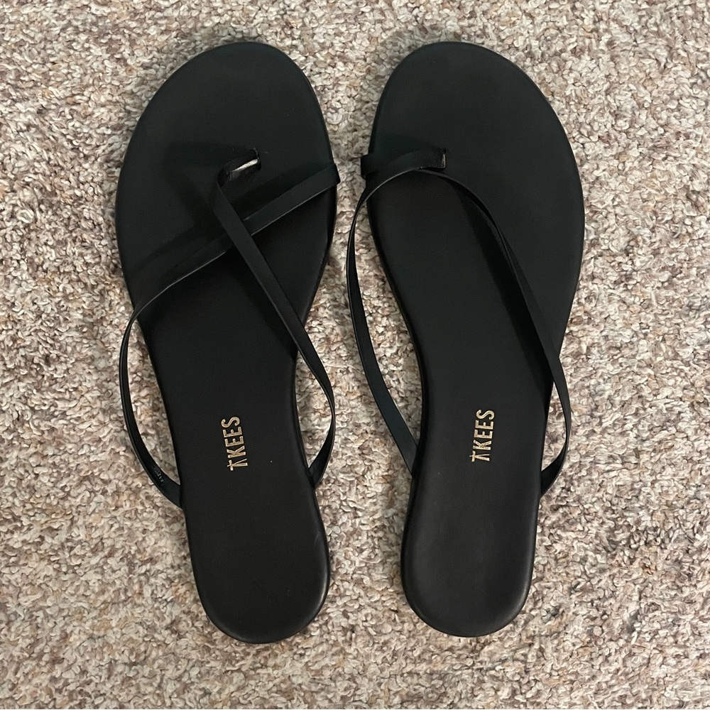 TKEES Riley criss cross flip flop sandal